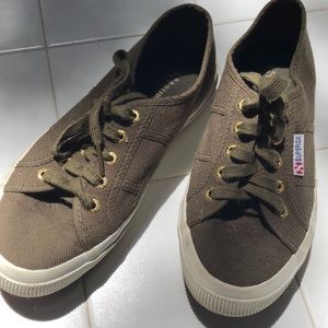 Superga Classic Sneaker